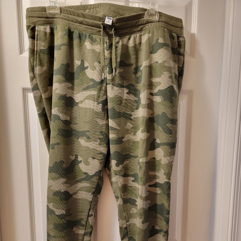 Old Navy Camo Jogger Sweatpants
